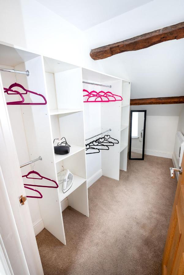 Luxury Studio Apartment - Town Centre Whitehaven Buitenkant foto